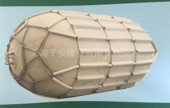 高分子护舷